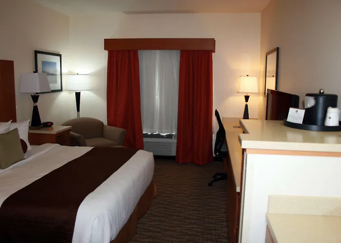Best Western Plus Park Place Inn & Suites
