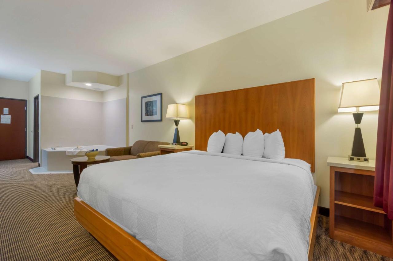 Hotel Western Park Place & Chehalis