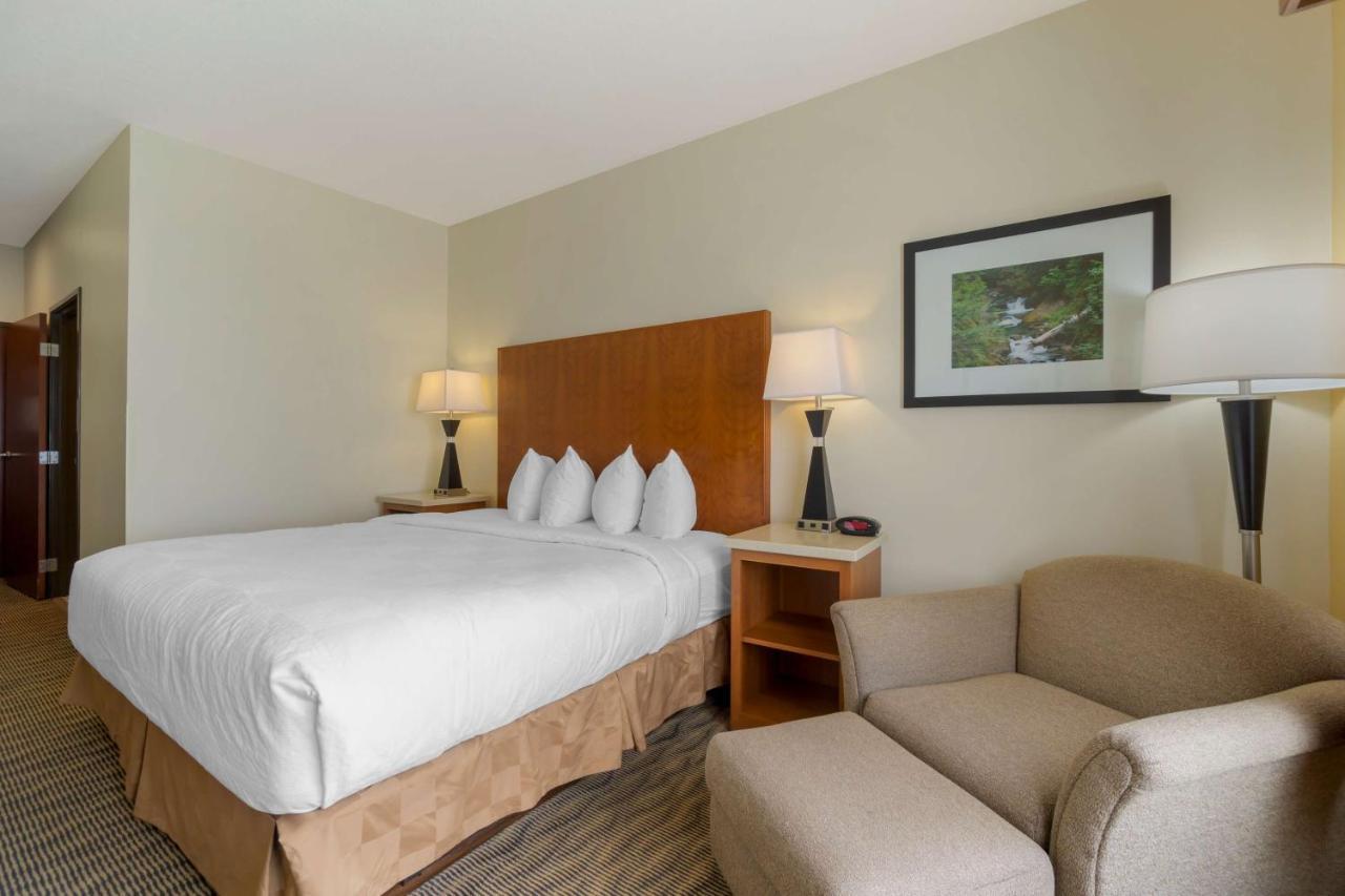 Hotel Western Park Place & Chehalis