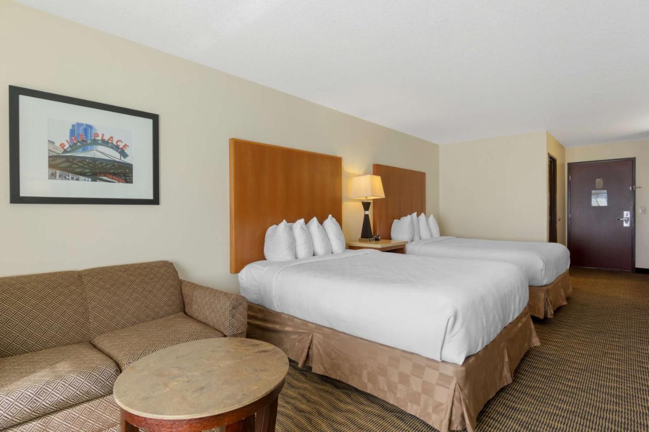Western Park Place & Hotel 3*
