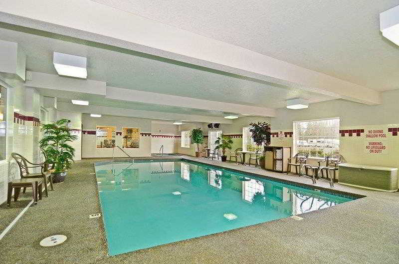 Western Park Place & Hotel